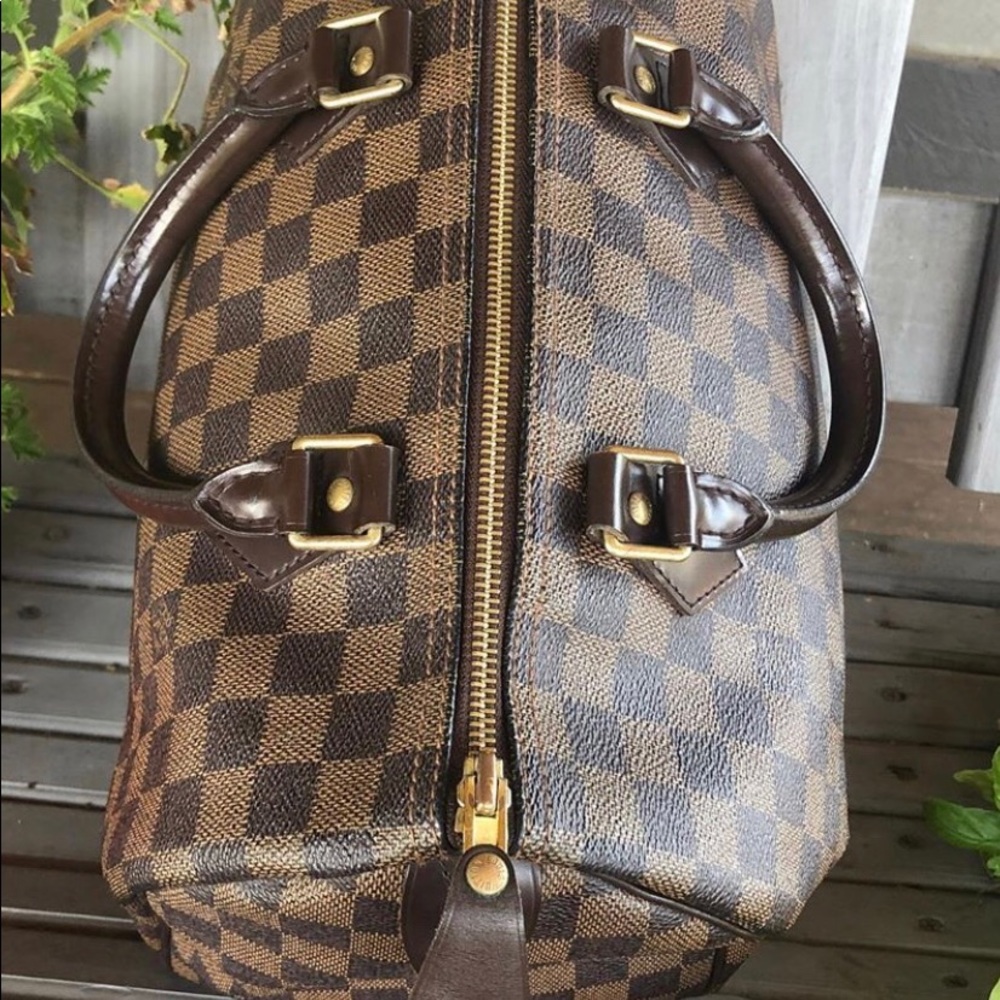 Authentic: Lv speedy 30 handbag